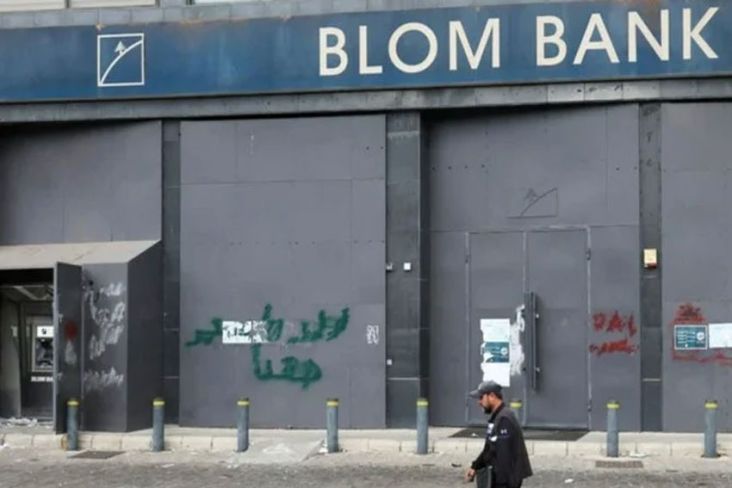 Kerap Jadi Sasaran Perampokan, Bank di Lebanon Mogok Beroperasi