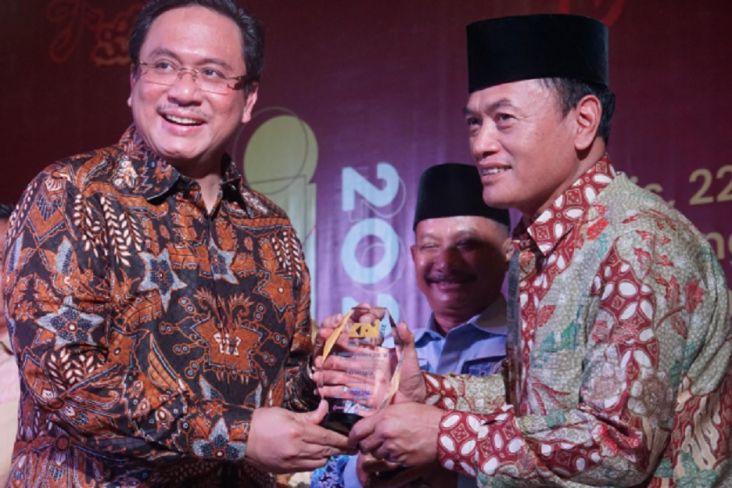 Genjot Sektor Pariwisata, Bupati Semarang Raih Penghargaan KDI 2022