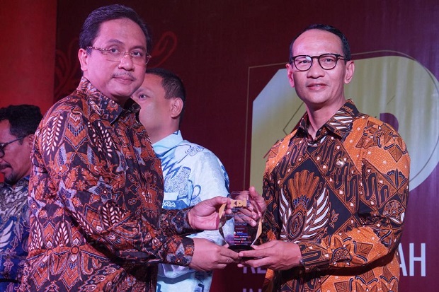 Kembangkan Batik Sasambo, Wali Kota Mataram Raih Penghargaan Kepala Daerah Inovatif 2022