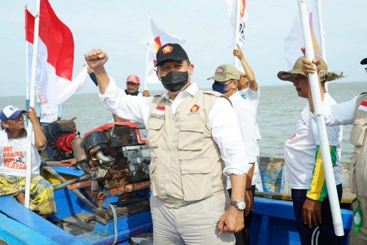 Momen Hari Maritim Nasional, Bambang Haryo Prihatin Nelayan Kesulitan BBM
