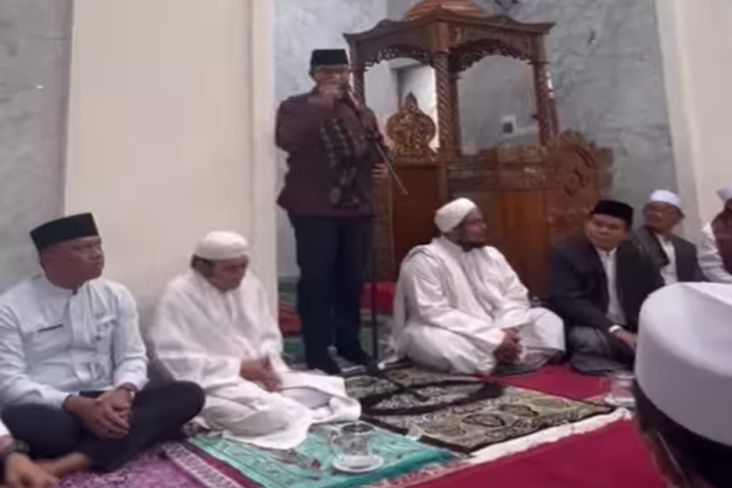 Resmikan Masjid di Jagakarsa, Anies Minta Doa Emban Amanat Selanjutnya