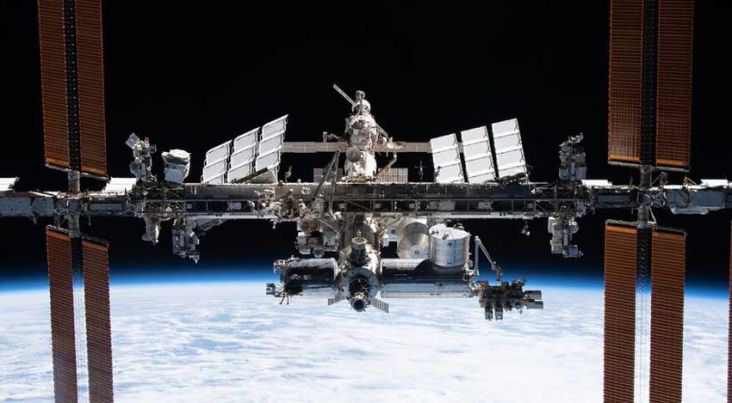 Rusia Jajaki Perpanjang Kerja Sama di ISS Sampai 2028, Kru Soyuz MS-22 Bawa 49 Percobaan Ilmiah