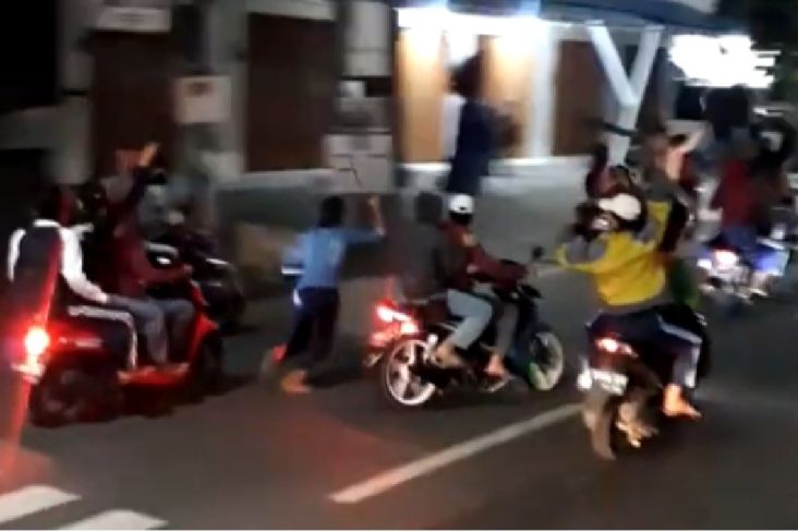 Viral Gangster Motor Bersenjata di Kota Bogor, Polisi: Mereka Hanya Melintas