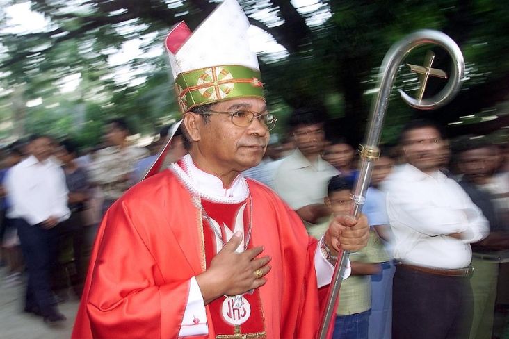 Uskup Belo Pemenang Nobel Perdamaian Dijatuhi Sanksi Vatikan Gara-gara Skandal Seks