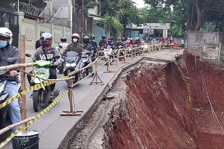 Pemkot Bekasi Tutup 2 Ruas Jalan Selama Perbaikan, Ini Lokasinya