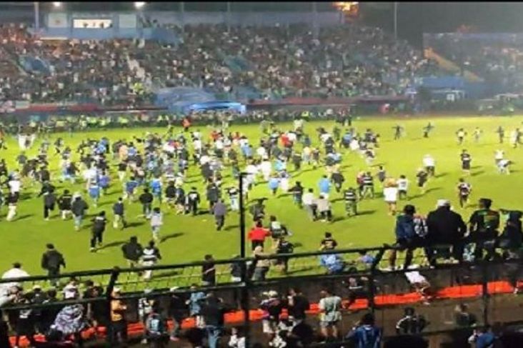Netizen Sebut Tewasnya Ratusan Suporter di Stadion Kanjuruhan Bukan Bentrok dengan Bonek