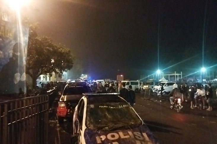 Cerita Mengerikan Pemilik Warung saat Kerusuhan di Stadion Kanjuruhan Malang