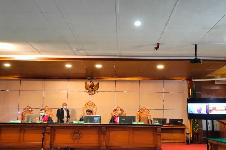 Terbukti Terima Suap, Mantan Wali Kota Banjar Herman Sutrisno Divonis 7 Tahun Bui