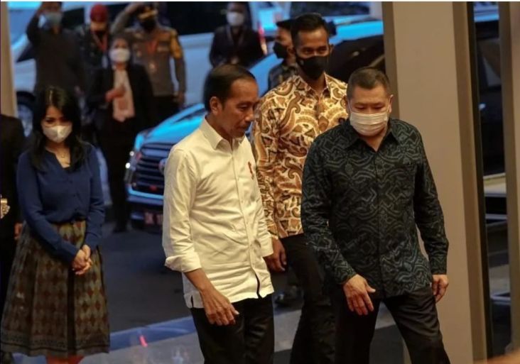 Hary Tanoe Sambut Presiden Jokowi dan Ibu Negara di Hotel Westin