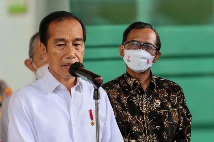 Dampingi Jokowi Tinjau Stadion Kanjuruhan, Mahfud MD: Mari Berbenah Bersama