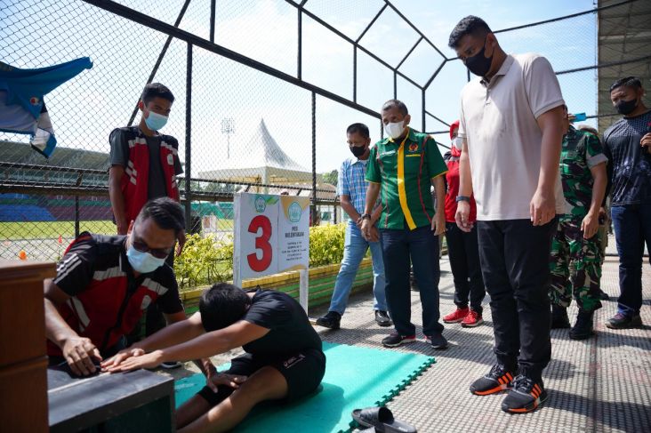Selamat, Wali Kota Medan Bobby Nasution Dianugerahi Penghargaan Pembina Olahraga Berprestasi