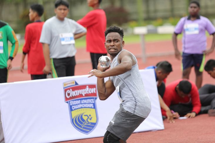 Hari Pertama Kualifikasi Papua, Atlet Muda Pertajam Rekor Tolak Peluru