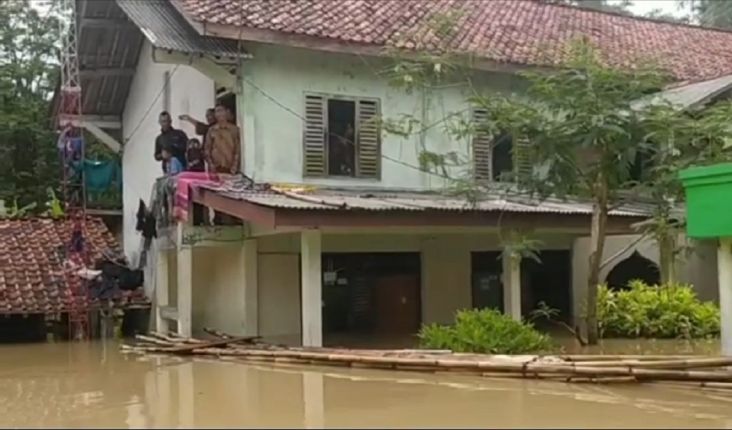 Ribuan Rumah di Cilacap Terendam Banjir Bandang, Ini Biang Keroknya