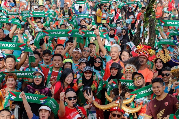Bank Jateng Friendship Run, Warga Makassar Antusias Lari Bareng Ganjar
