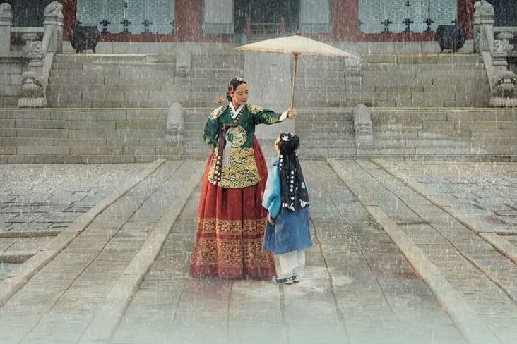 Ok Ja Yeon dan Kim Ga Eun Akan Bertempur Sengit di The Queens Umbrella