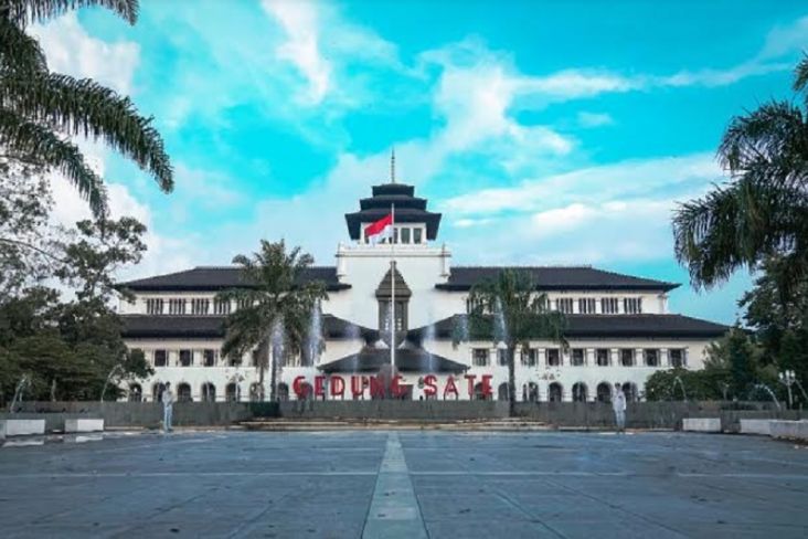Pusat Pemerintahan Jabar Diusulkan Pindah dari Gedung Sate ke Tegalluar, Kenapa?