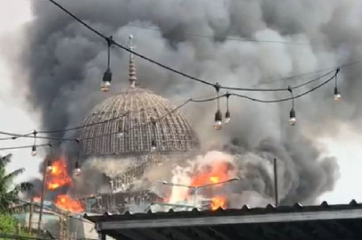 Polisi Amankan 4 Pekerja Terkait Masjid Jakarta Islamic Center Terbakar