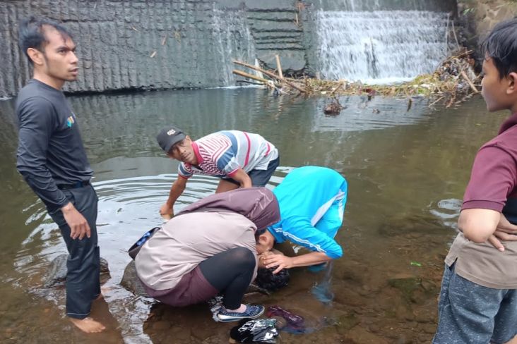 Mandi di Sungai, Siswa MI Peserta Kemah Pramuka Tewas Tenggelam