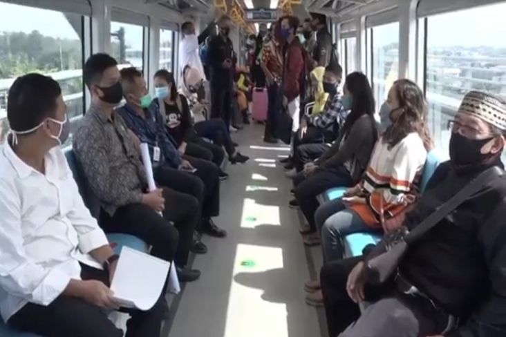 Tren Penumpang LRT Sumsel Meningkat, Sehari Angkut 9.666 Orang
