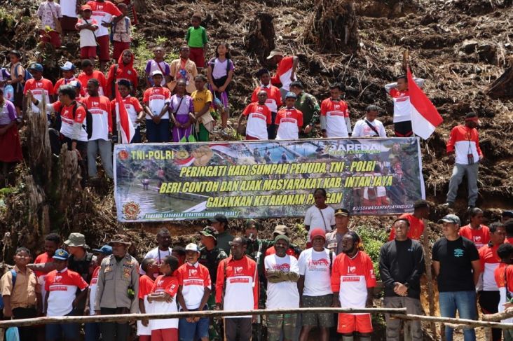 Meriah! Suku Moni Rayakan Sumpah Pemuda di Intan Jaya Papua