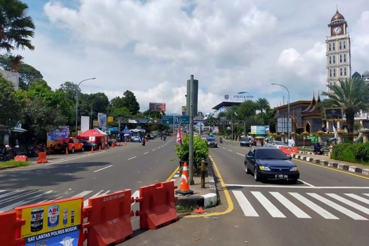 Siang Ini Jalur Puncak Diberlakukan One Way Arah Jakarta