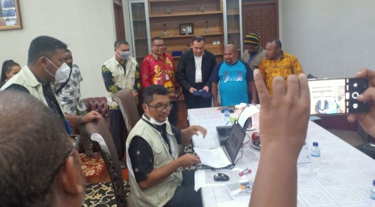 KPK Periksa Gubernur Papua Lukas Enembe 1,5 Jam, Ini Hasilnya
