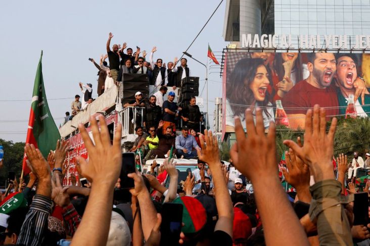 Mantan PM Pakistan Imran Khan Ditembak Saat Pawai Unjuk Rasa
