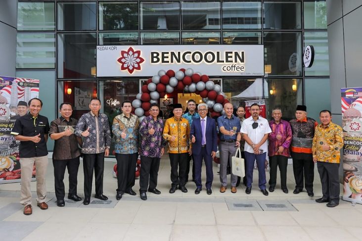 Gubernur Bengkulu dan Dubes RI di Malaysia Resmikan Outlet Bencoolen Coffee
