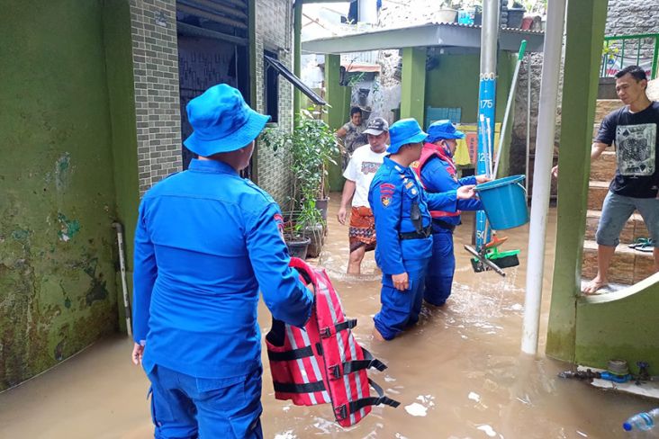 Siaga Banjir, Polairud Polda Metro Jaya Kerahkan 30 Personel