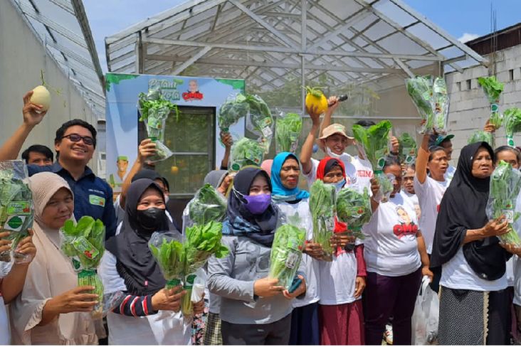 OMG Jakarta Berikan Bantuan Lahan untuk Puluhan Petani Kota di Duren Sawit