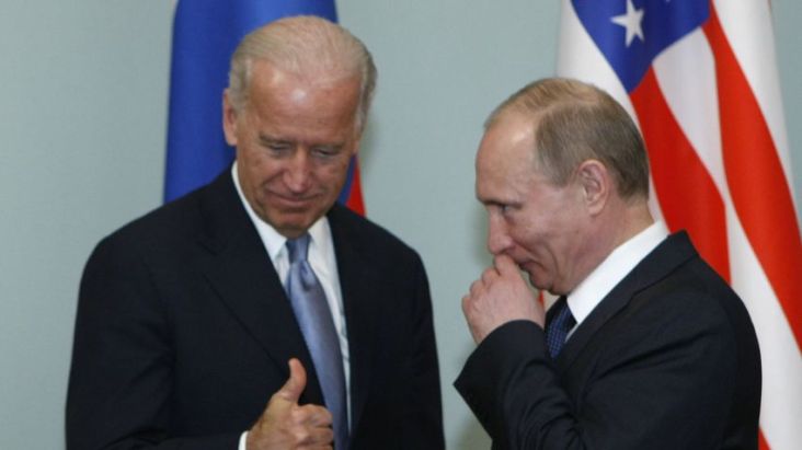 Bersitegang, Urusan Jam Tangan Joe Biden dan Putin Punya Selera Sama