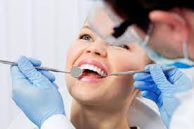 11 Universitas dengan Jurusan Kedokteran Gigi Terbaik