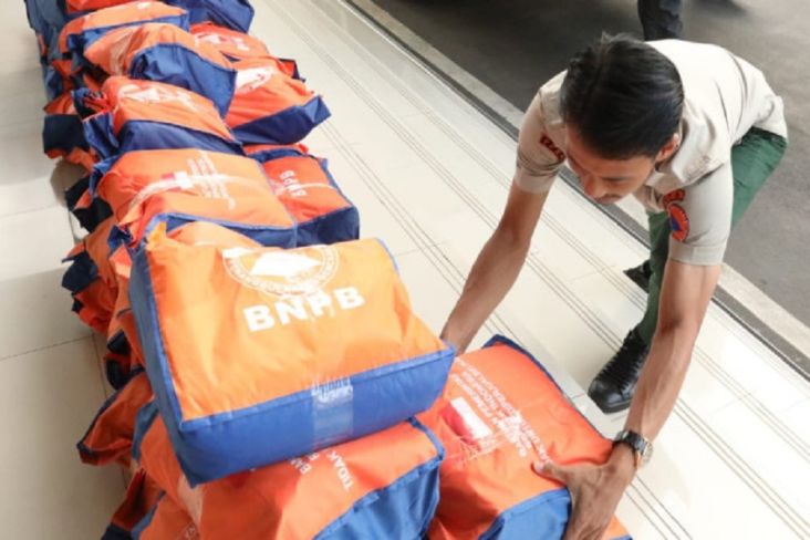 BNPB Dirikan 47 Tenda Darurat dan Siapkan Logistik untuk Pengungsi Gempa Cianjur