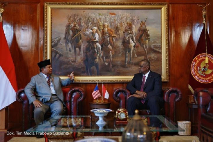 Ditemui Bos Pentagon, Prabowo Tegaskan Indonesia Netral