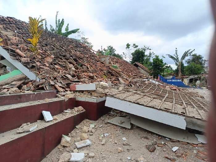 6 Rumah dan 1 Tempat Ibadah di Bandung Barat Rusak Terkena Guncangan Gempa Cianjur