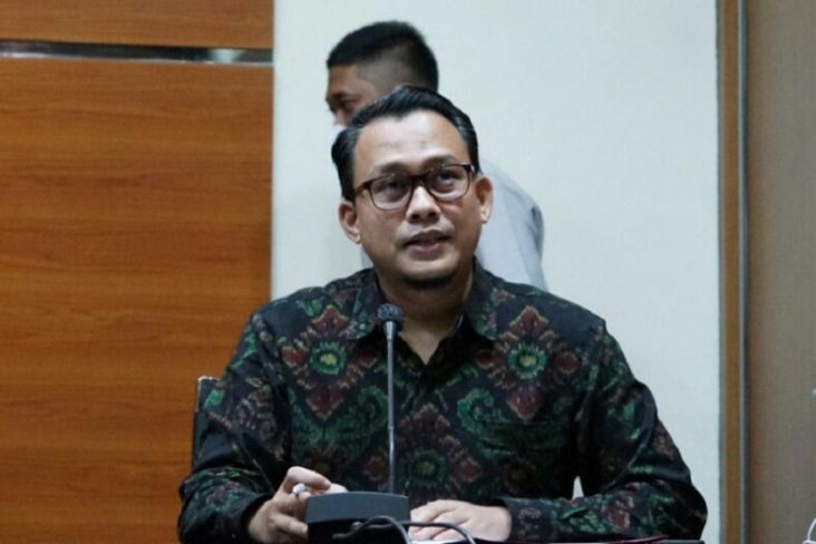 KPK Duga Aset Hasil Korupsi Bupati Ricky Pagawak Dikelola Pengusaha