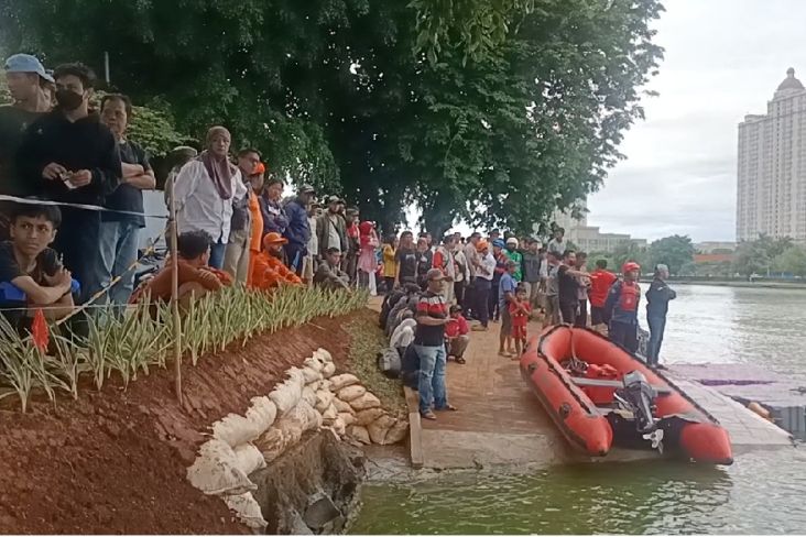 Asyik Bermain, Bocah 12 Tahun Tiba-tiba Hilang Tenggelam di Danau Sunter