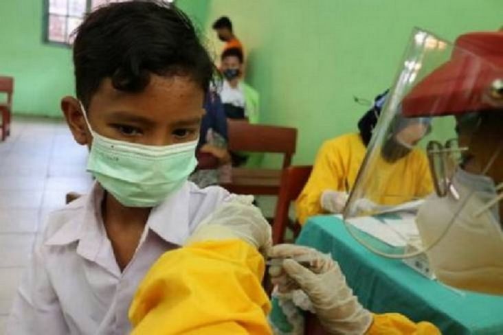 Vaksinasi Covid-19 Penguat Kedua untuk Lansia, Pemprov Kepri Tunggu Kemenkes