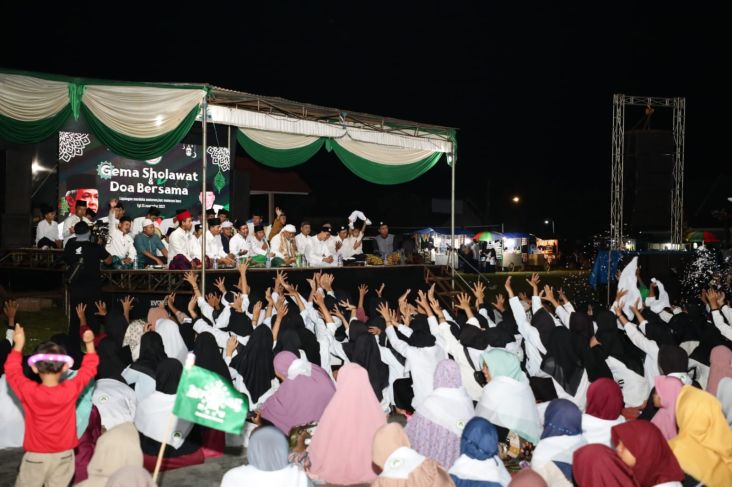 Dukung Ganjar Presiden 2024, Ribuan Santri di Lampung Timur Ingin Pesantrennya Dikunjungi