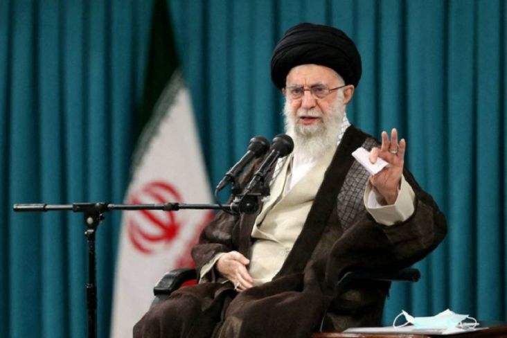 Khamenei Puji Pasukan Basij Iran karena Tindak Demo Rusuh