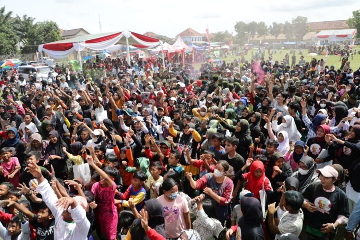 Kala Ribuan Milenial di Lampung Timur Bersorak Ganjar Presiden