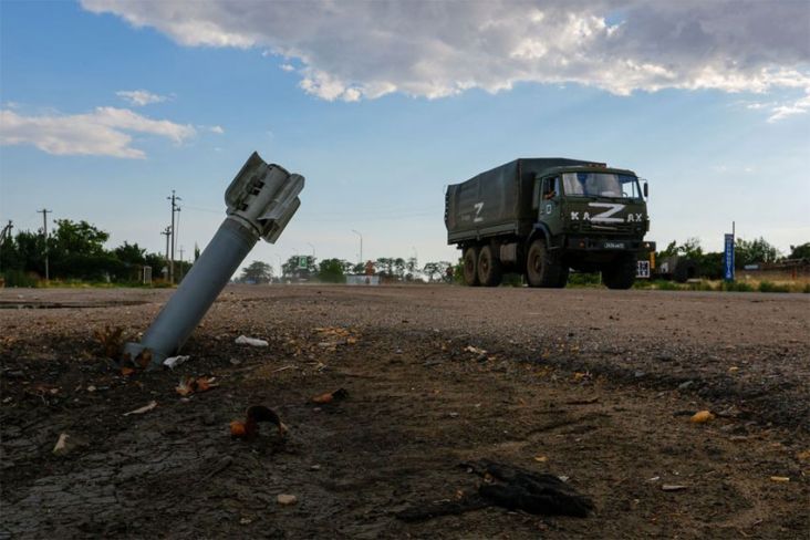 Serangan Rusia ke Wilayah Kherson Tewaskan 32 Orang