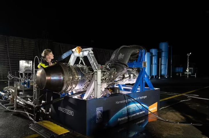 Rolls-Royce Rampungkan Pembuatan Mesin Jet Hidrogen Pertama di Dunia