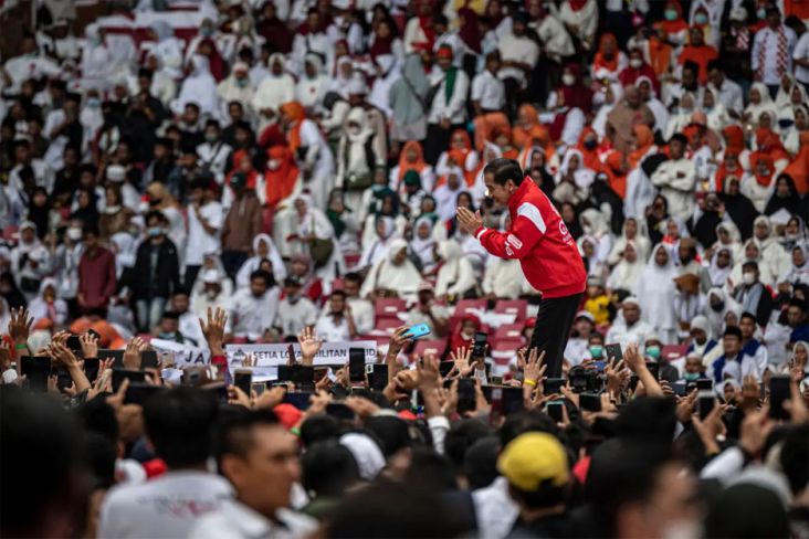 Mobilisasi Relawan Jokowi Dinilai Bargaining Politik ke PDIP