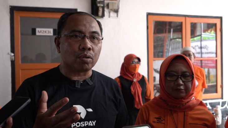 Pos Indonesia Salurkan Tiga Bansos di Cianjur