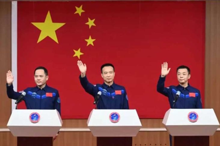 China Perkenalkan 3 Astronot Awak Shenzhou 15, Bertugas 6 Bulan di Tiangong