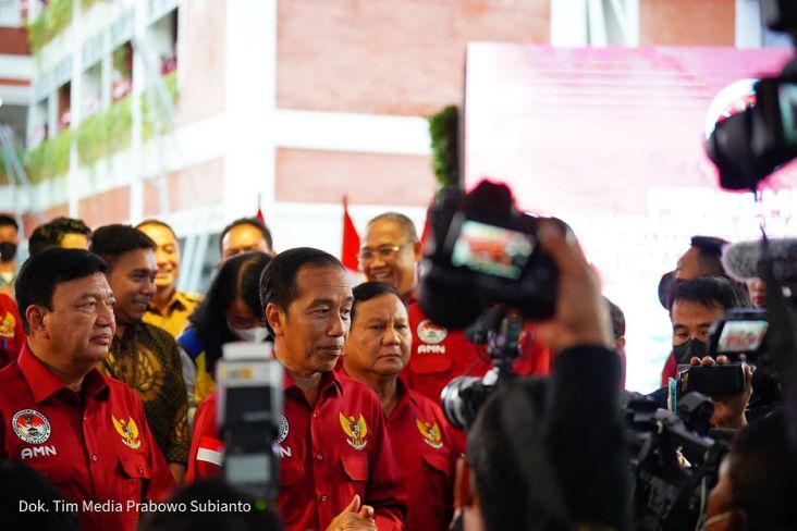 Cek Prabowo Punya Kerutan dan Rambut Putih, Jokowi: Artinya seperti yang Saya Sampaikan Itu