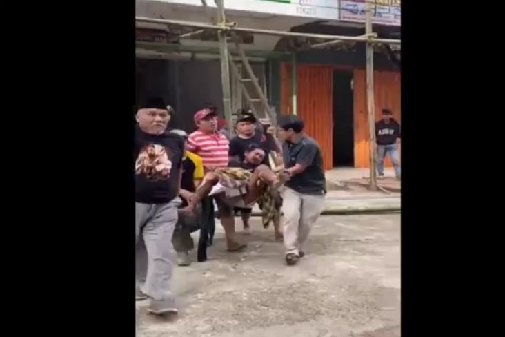 Nahas! Pria di Tana Toraja Jatuh Tersengat Listrik saat Renovasi Bangunan, Tangan Patah