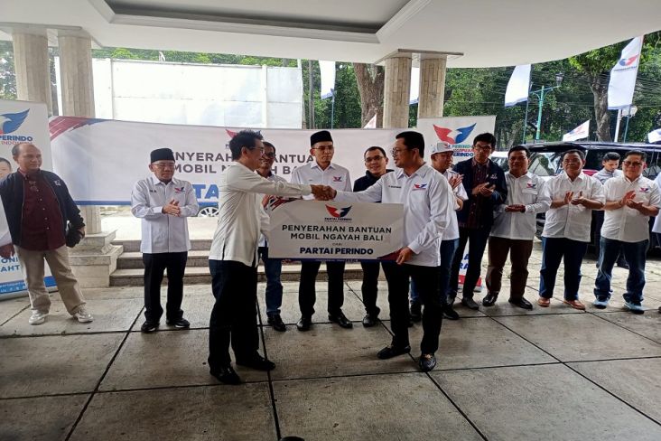DPP Partai Perindo Bagikan Mobil Ngayah ke DPW Bali untuk Melayani Masyarakat