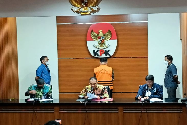 Mantan Kakanwil BPN Riau Dijebloskan KPK ke Penjara